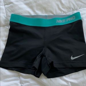 Nike short